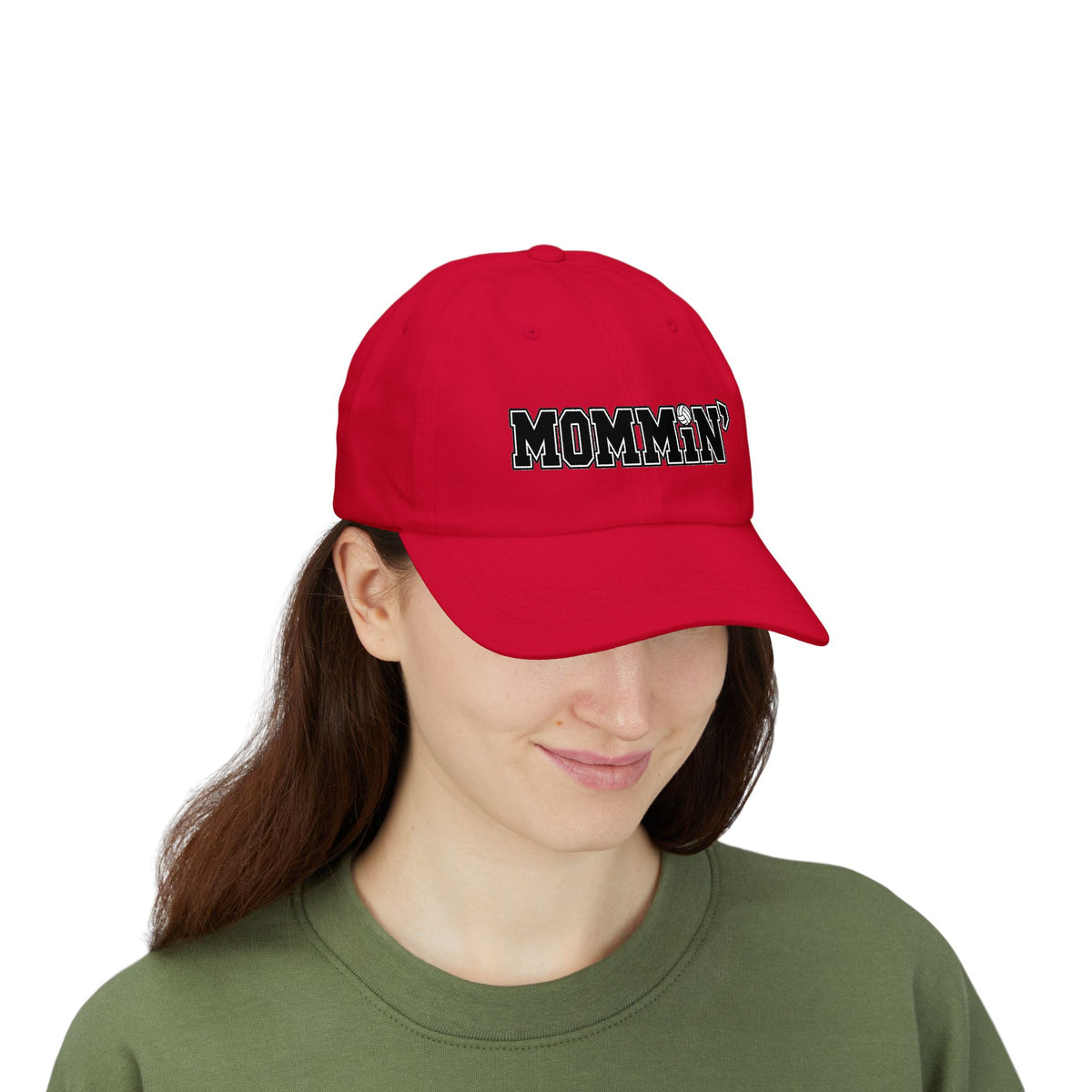 Mommin' Classic Dad Cap — Embroidered Casual Volleyball Hat for Moms