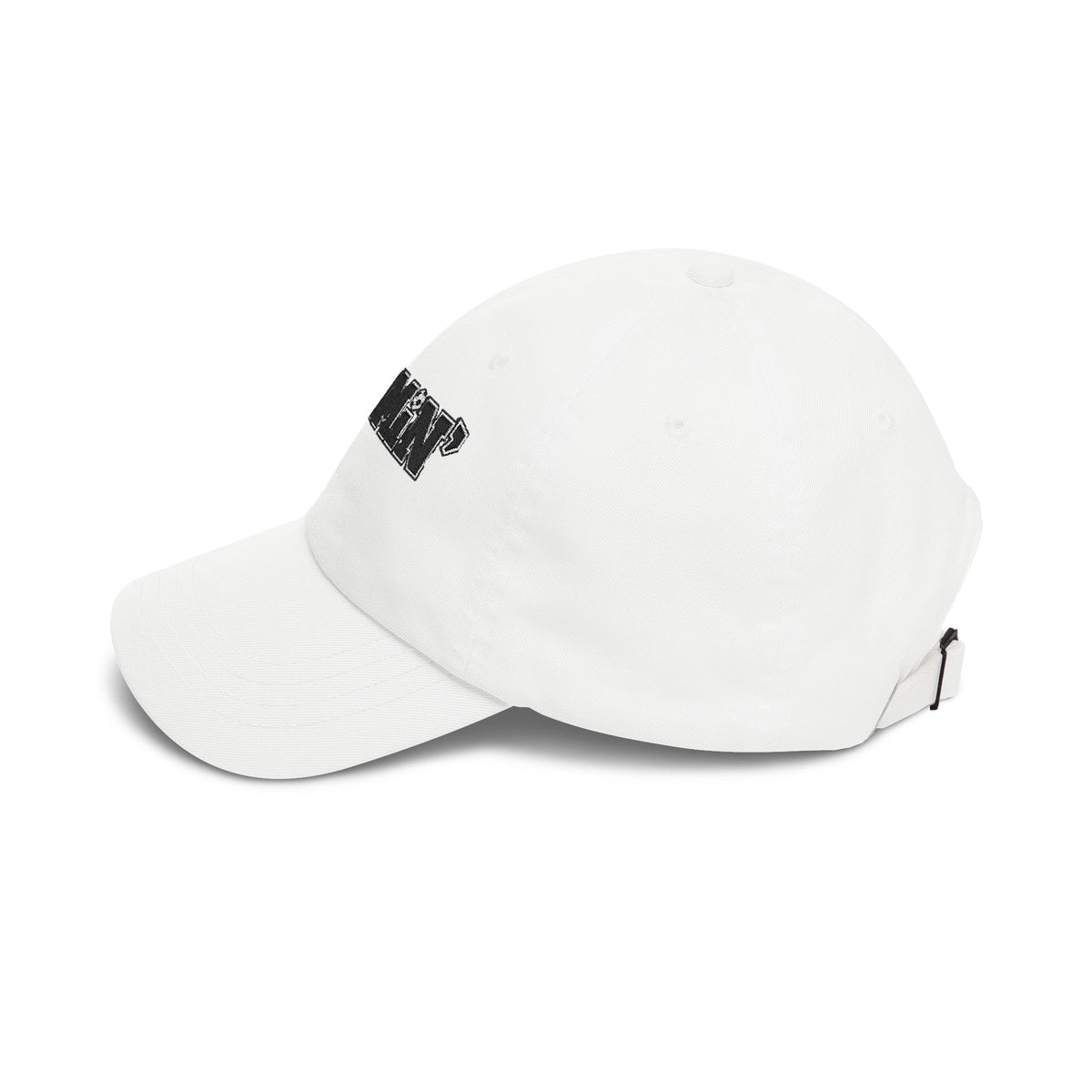 Mommin' Dad Cap — Casual White Soccer Hat for Moms