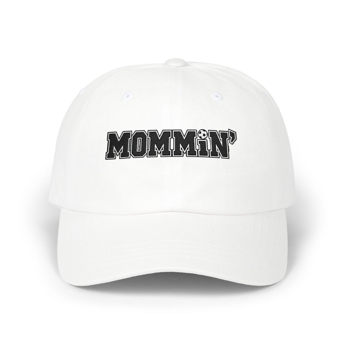 Mommin' Dad Cap — Casual White Soccer Hat for Moms