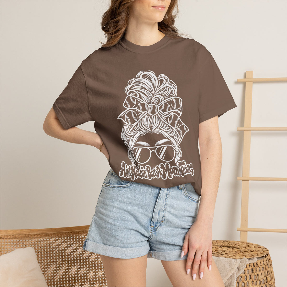 Aint Nothin But A Mom Thang Messy Bun Sunglasses T‑Shirt — Baseball Hairband Graphic Tee