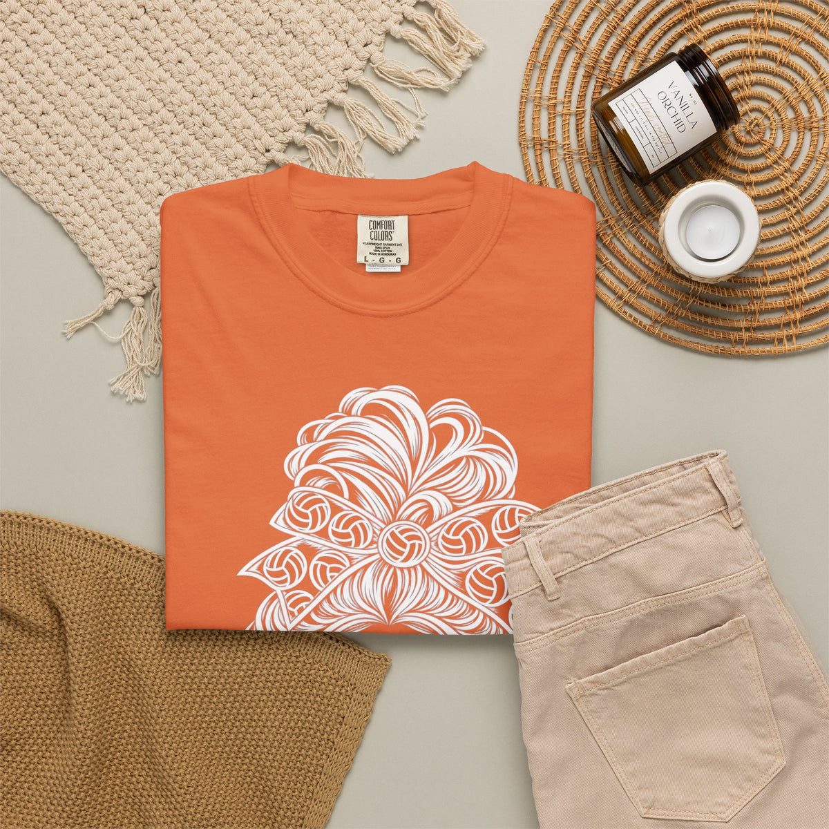 Aint Nothin But A Mom Thang Messy Bun Sunglasses T-Shirt — Volleyball Headband Graphic Tee