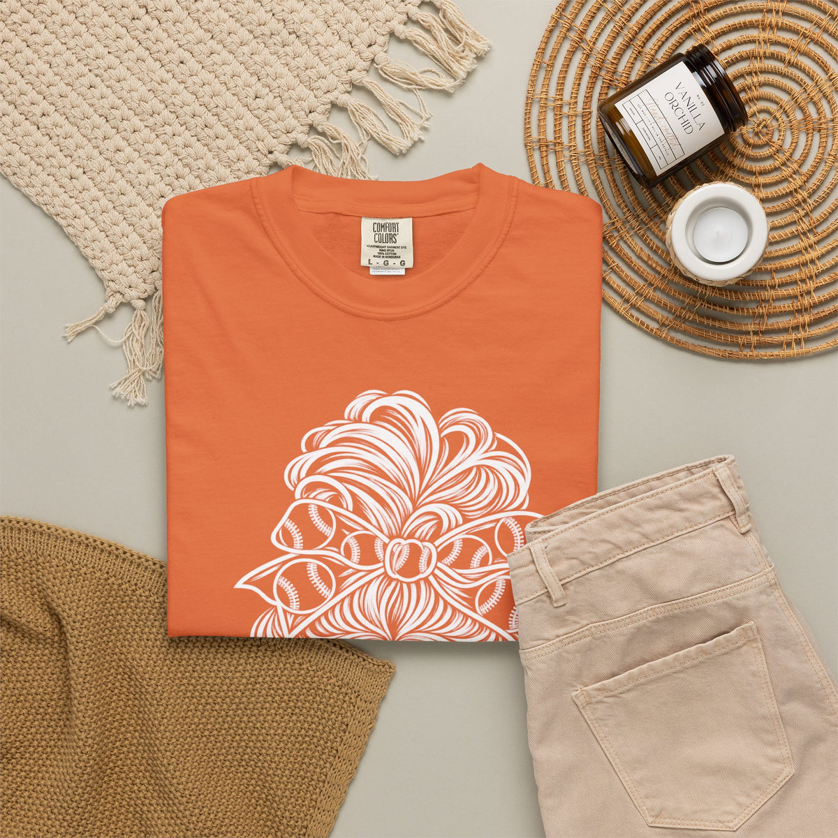 Aint Nothin But A Mom Thang Messy Bun Sunglasses T‑Shirt — Baseball Hairband Graphic Tee