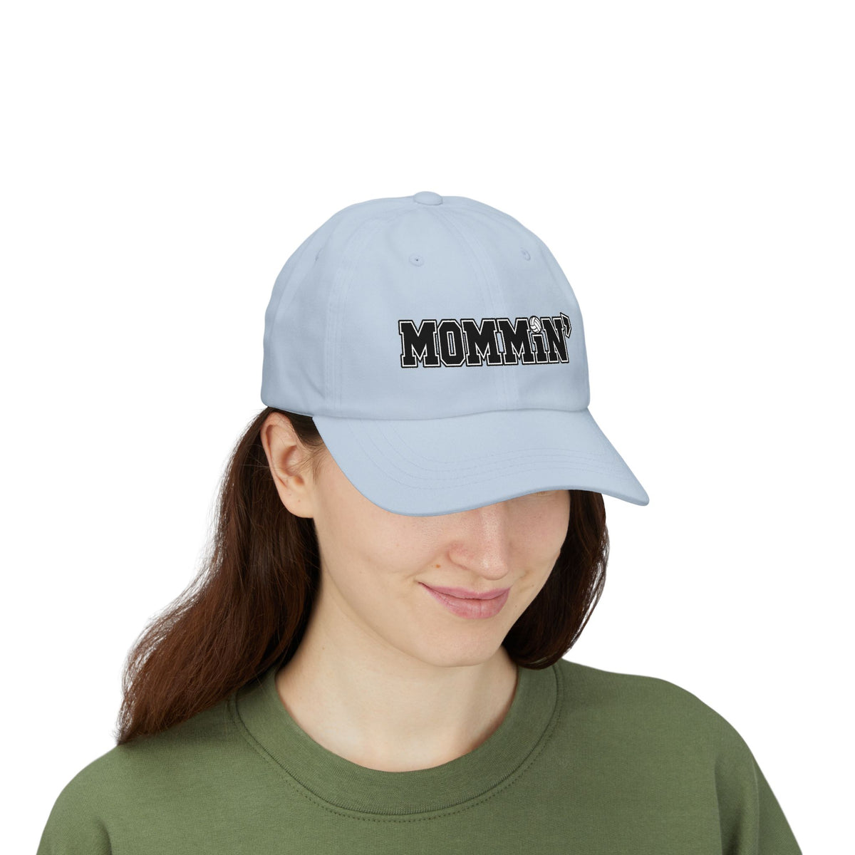 Mommin' Classic Dad Cap — Embroidered Casual Volleyball Hat for Moms