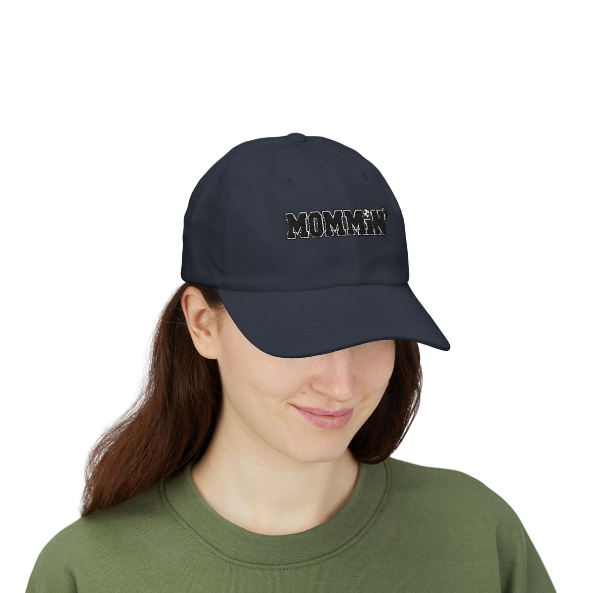 Mommin' Dad Cap — Casual White Soccer Hat for Moms