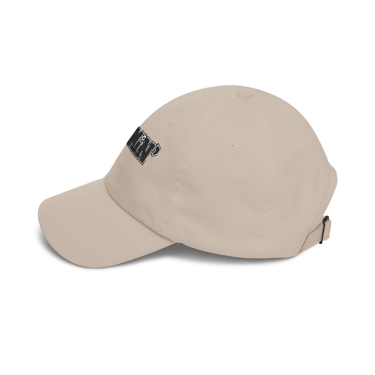 Mommin' Dad Cap — Casual White Soccer Hat for Moms