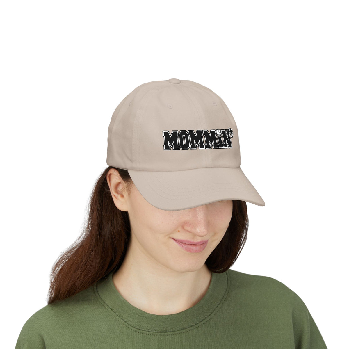 Mommin' Classic Dad Cap — Embroidered Casual Volleyball Hat for Moms