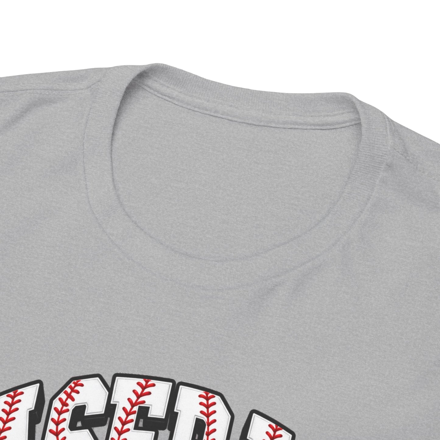 Baseball Mom T-Shirt – Retro Baseball Graphic Tee for Proud Moms