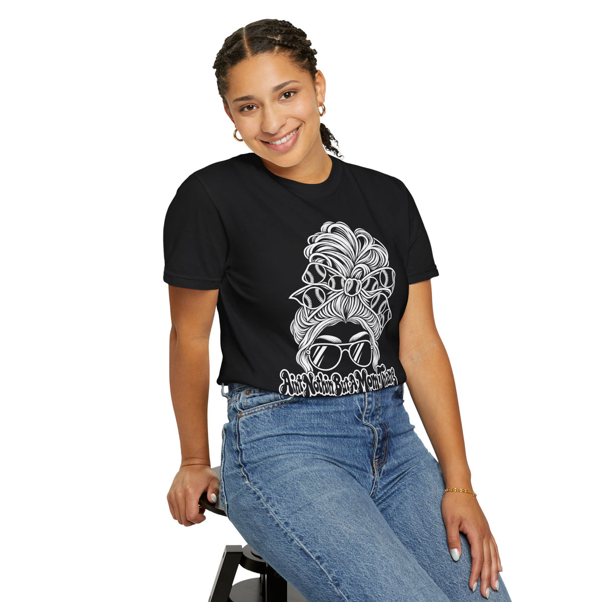 Aint Nothin But A Mom Thang Messy Bun Sunglasses T‑Shirt — Baseball Hairband Graphic Tee