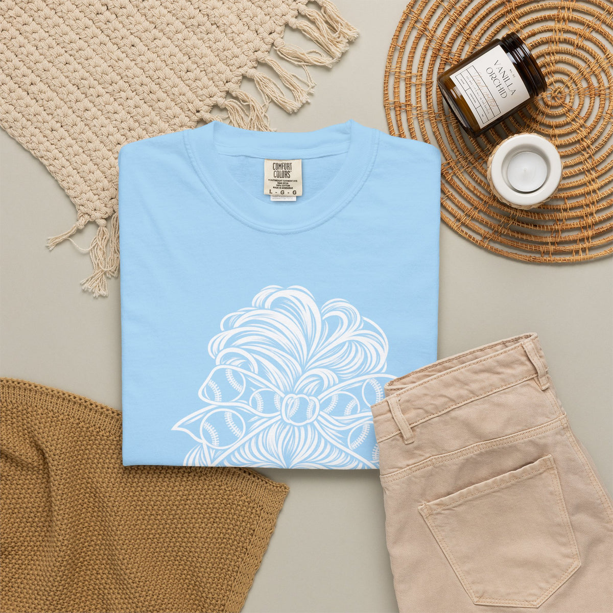 Aint Nothin But A Mom Thang Messy Bun Sunglasses T‑Shirt — Baseball Hairband Graphic Tee