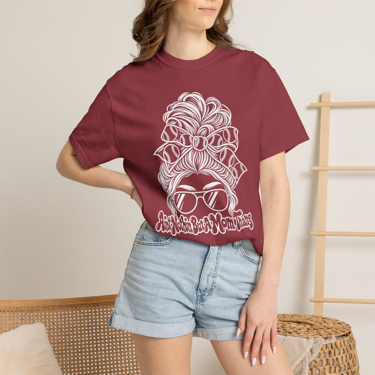 Aint Nothin But A Mom Thang Messy Bun Sunglasses T‑Shirt — Baseball Hairband Graphic Tee