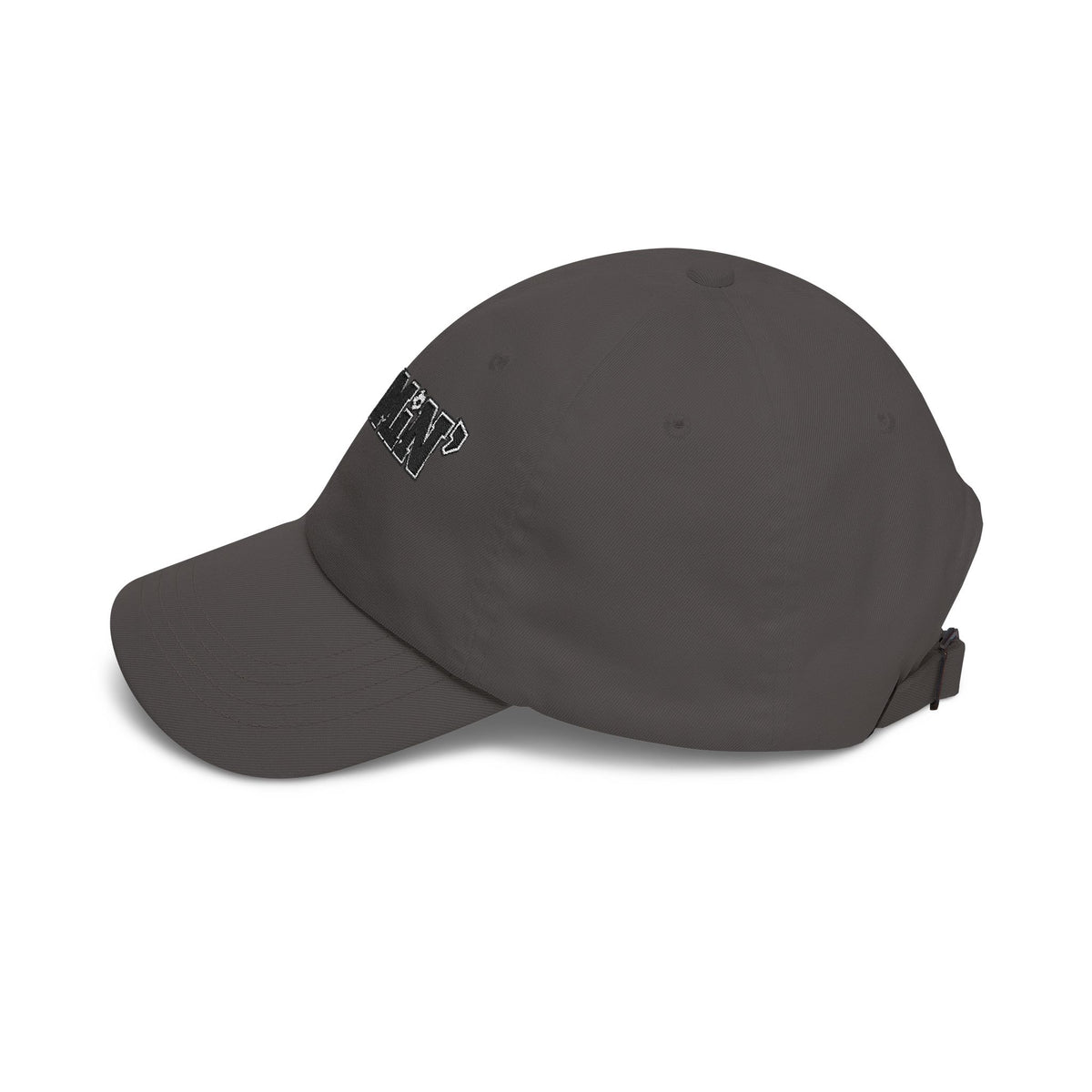Mommin' Dad Cap — Casual White Soccer Hat for Moms