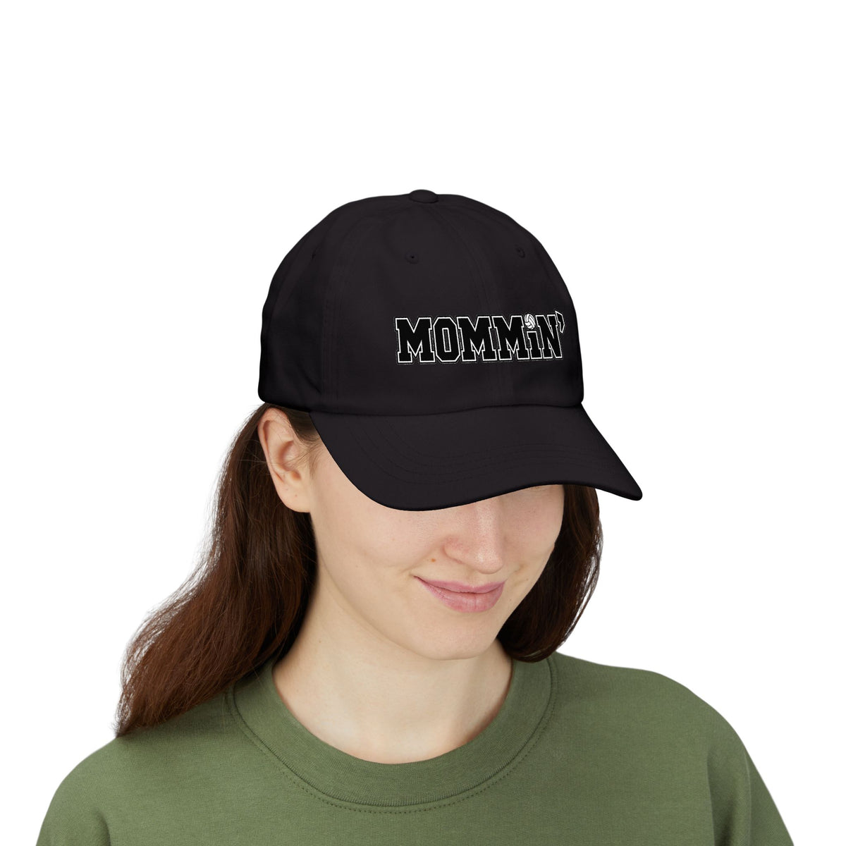 Mommin' Classic Dad Cap — Embroidered Casual Volleyball Hat for Moms