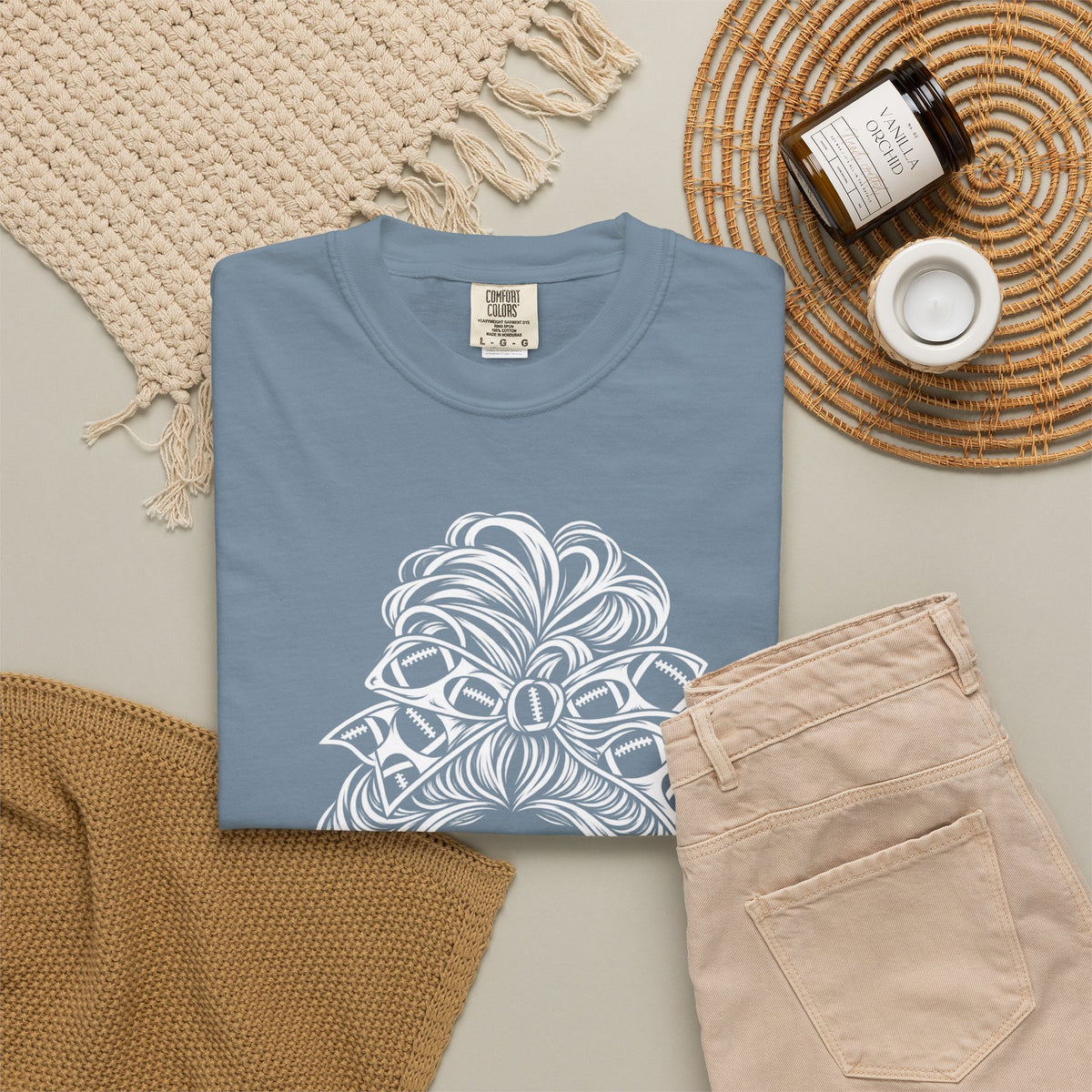 Aint Nothin But A Mom Thang Messy Bun Sunglasses T-Shirt — Football Headband Graphic Tee